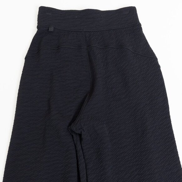 Lululemon Can You Feel The Pleat Crop Capri Pants Wide Leg 21" Black - Picture 9 of 12